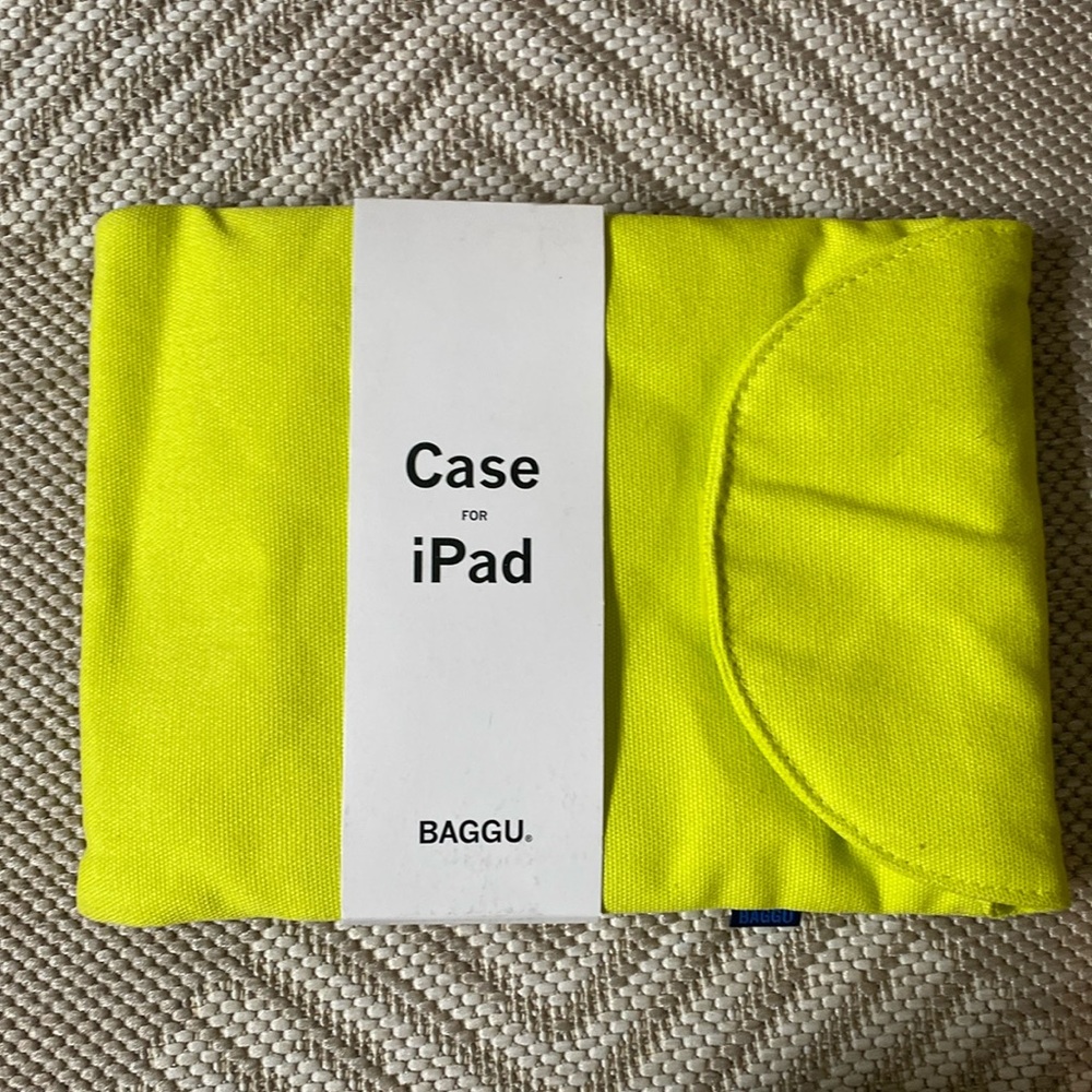 Baggu IPad case